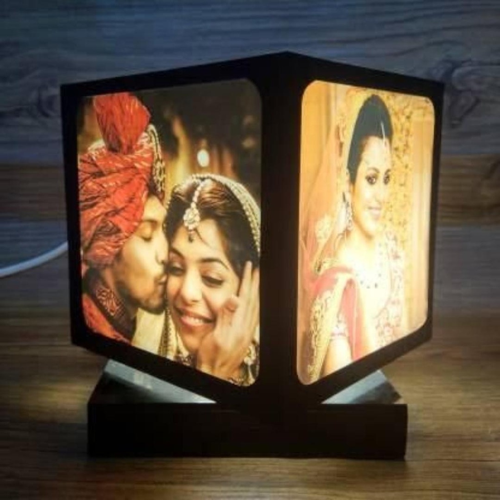 Rotating Photo Lamp